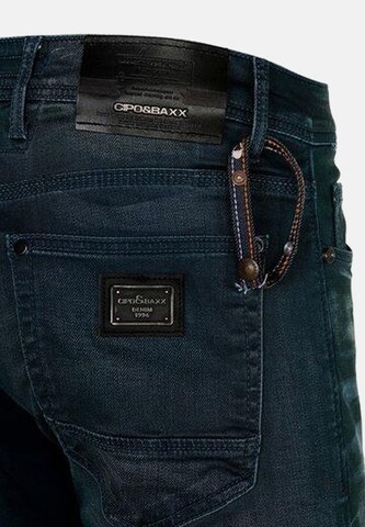 Coupe slim Jean CIPO & BAXX en vert