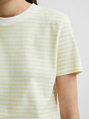 T-shirt SELECTED FEMME en jaune