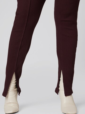 Skinny Leggings 'Indira' di A LOT LESS in marrone