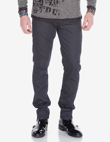 CIPO & BAXX Regular Jeans in Zwart: voorkant