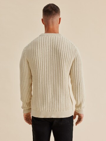 DAN FOX APPAREL Pullover 'Matthew' i hvid