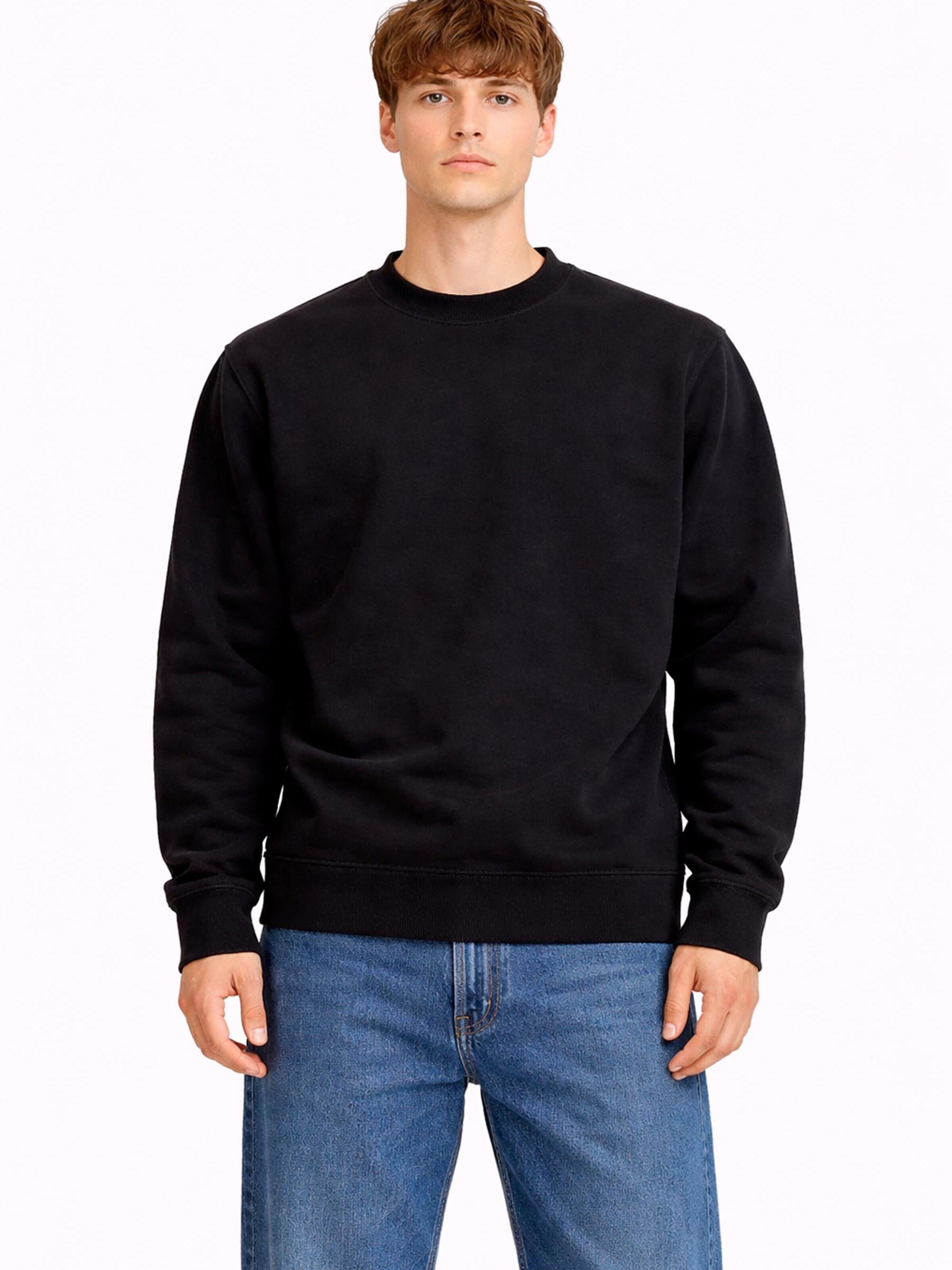 A Question Of (AQO) Sweatshirt 'Johannes' in Zwart: voorkant