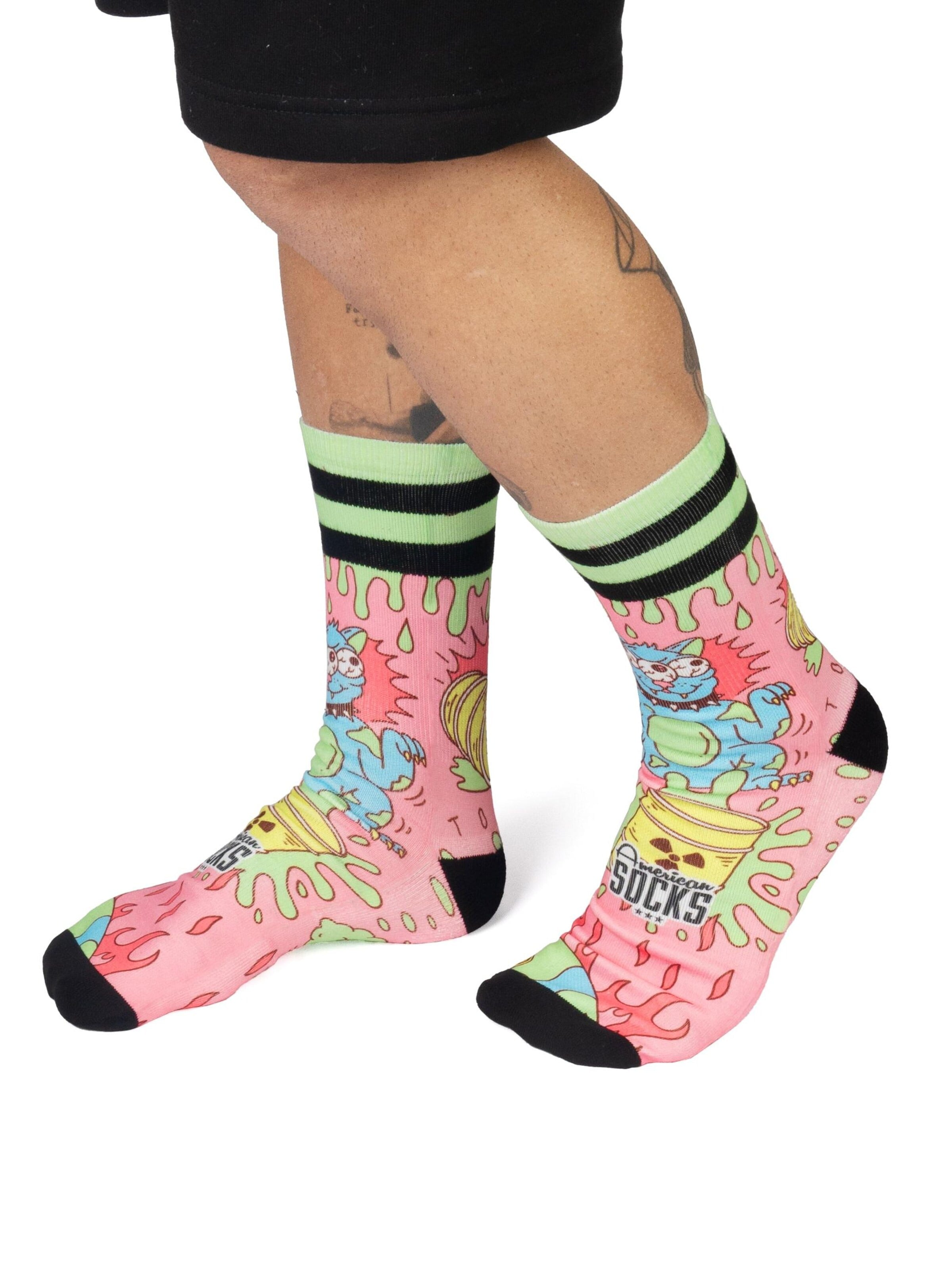Chaussettes 'Radioactive - Mid High' American Socks en rose
