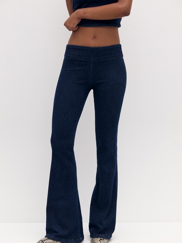 Pull&Bear Flared Jeggings in Dark Blue