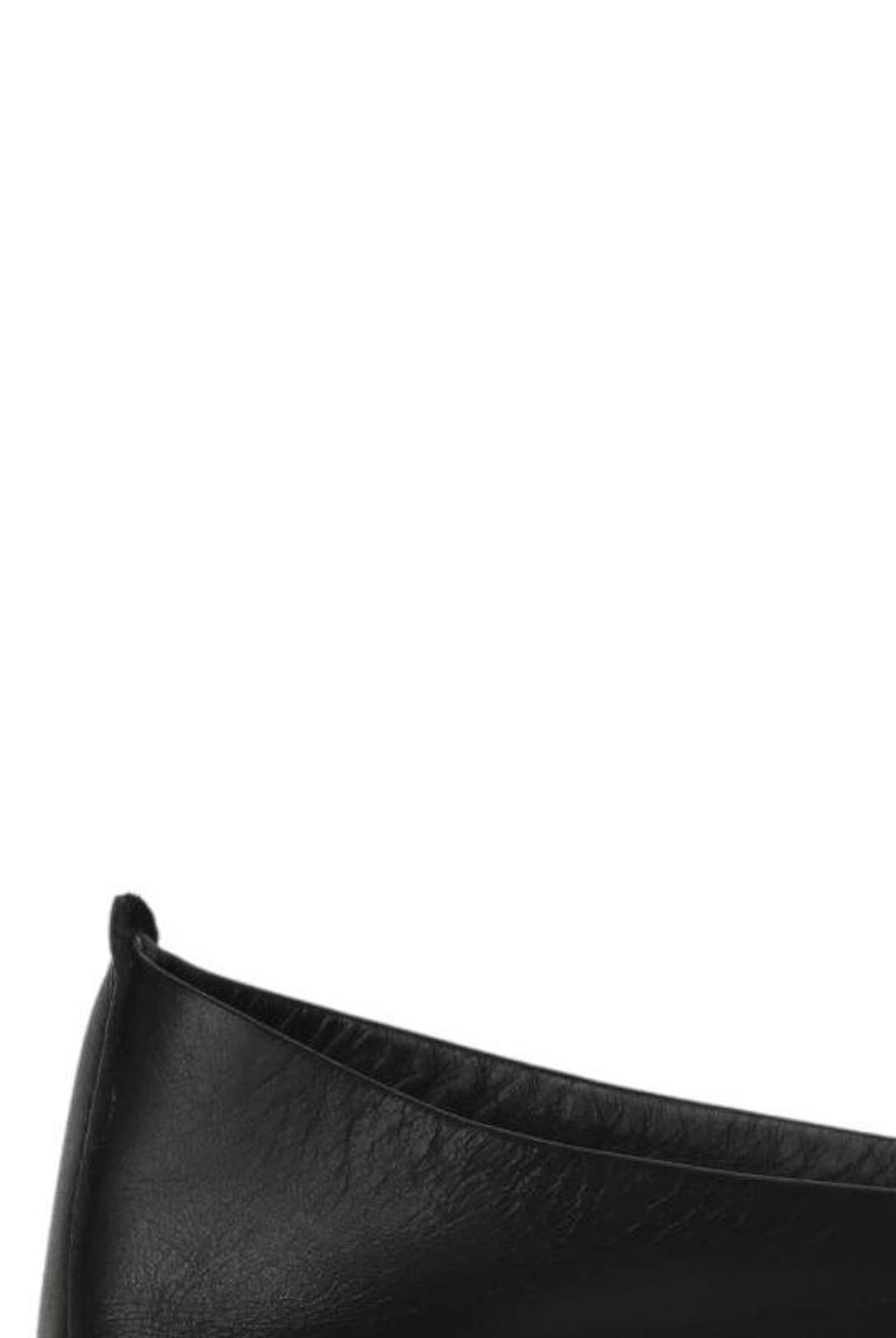 ARA Flats & Loafers in 37 in Black