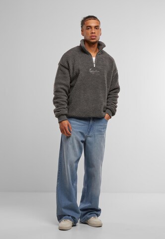 Karl Kani Wide Leg Jeans in Blau
