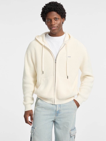 GUESS Knit Cardigan in White: front