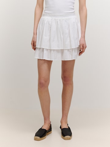 EDITED Skirt 'Magnolia' in White: front