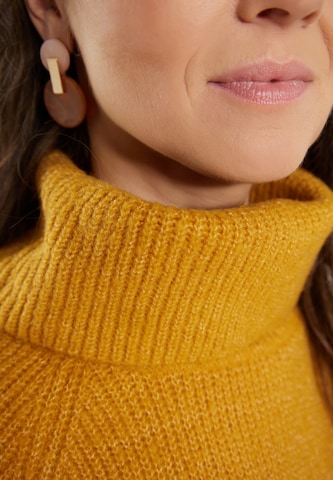 Pull-over Usha en jaune