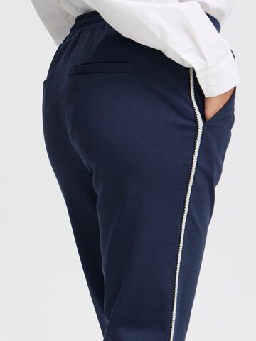 Effilé Pantalon chino b.young en bleu