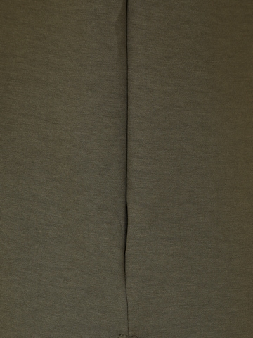 Sweat-shirt 'VMCHALI' Vero Moda Curve en vert