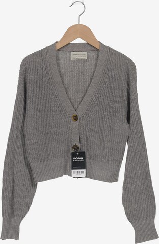 Urban Outfitters Sweater & Cardigan in XS in Grey: front
