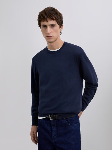 Scalpers Svetr – modrá: přední strana