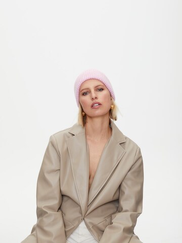 Karolina Kurkova Originals Mütze 'Aylin' in Pink: Vorderseite