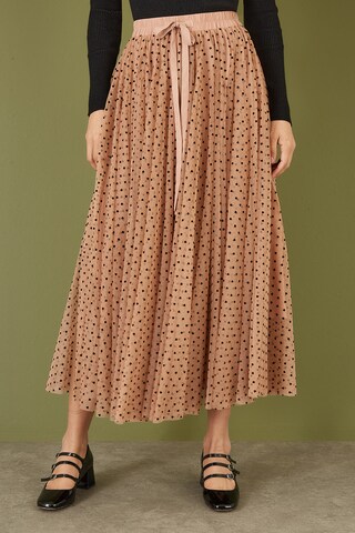 Yumi Rock in Braun: Vorderseite