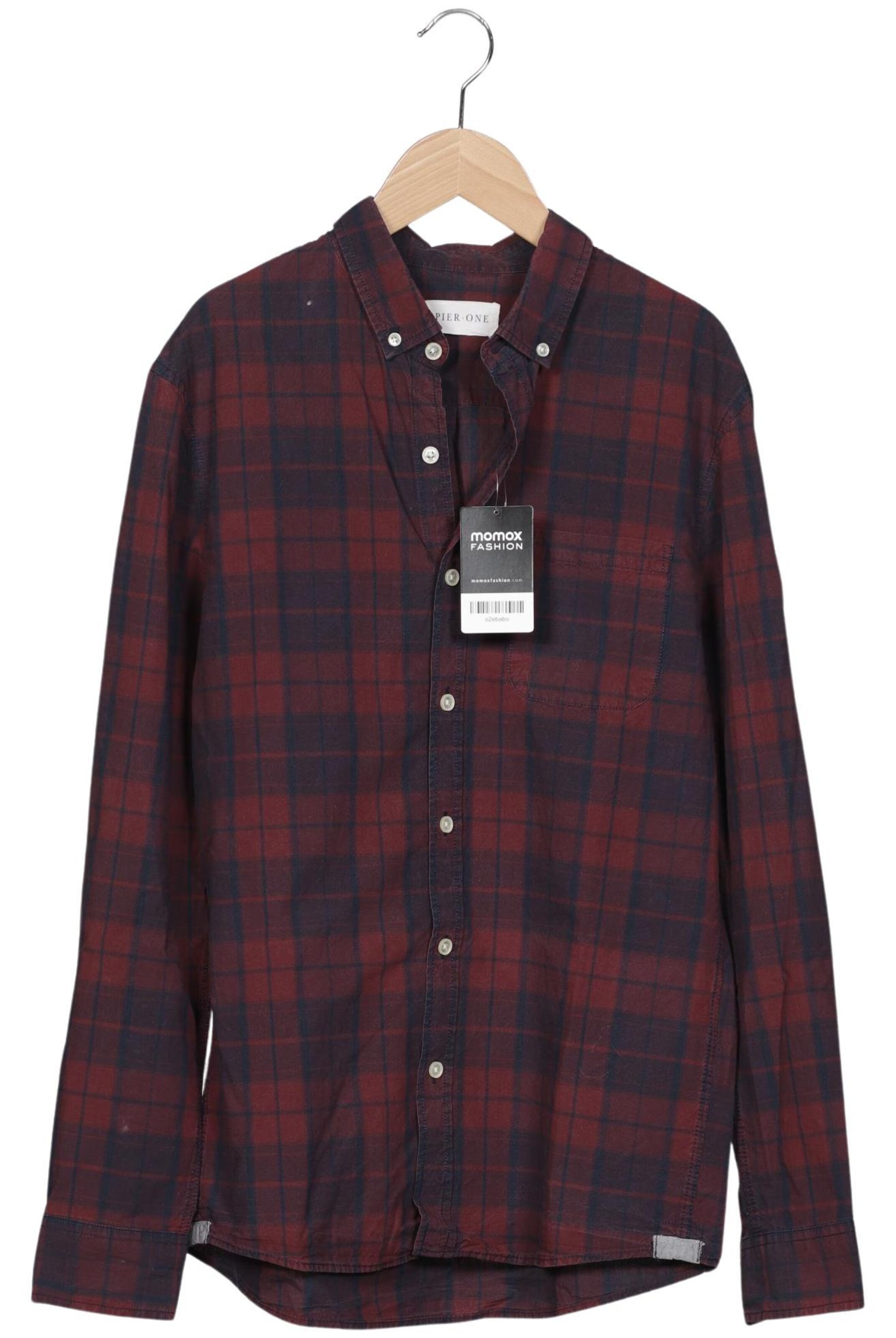 Pier One Button Up Shirt in S in Red: front