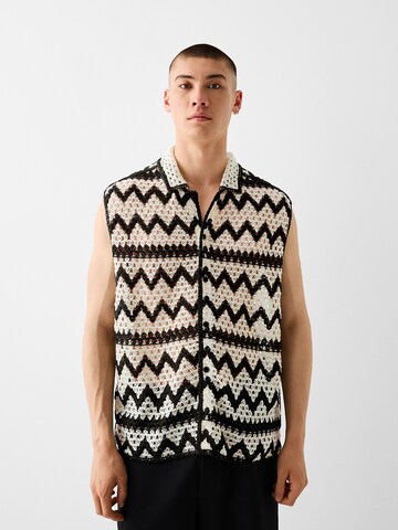 Bershka Gebreid vest in Zwart: voorkant