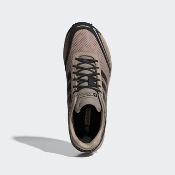 ADIDAS ORIGINALS Σνίκερ χαμηλό 'Adizero Adios' σε γκρι