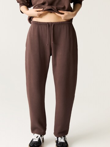 Pull&Bear Loosefit Broek in Rood: voorkant