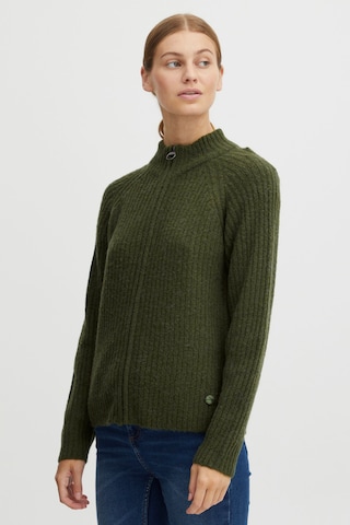 Oxmo Knit Cardigan 'Sal' in Green: front