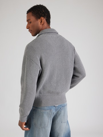 Vestes en maille WEEKDAY en gris