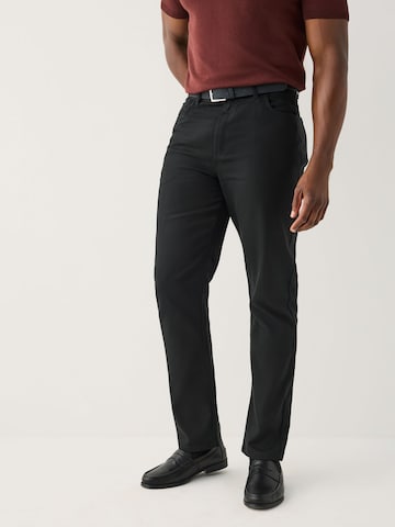 Next Обычный Штаны в Черный: спереди