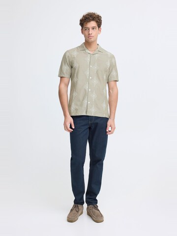 Casual Friday - Ajuste regular Camisa ' CFLeopold ' en verde