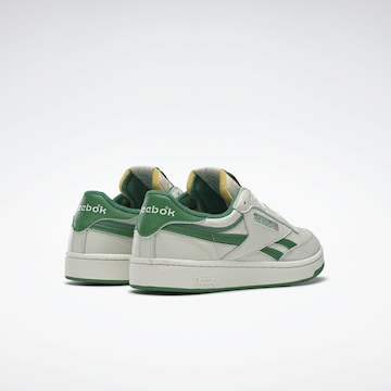 Sneaker low de la Reebok pe alb