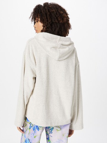 WEEKDAY Sweatshirt 'Arina' in Weiß