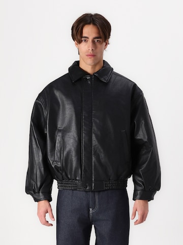 Vertere Berlin Between-season jacket in Black: front