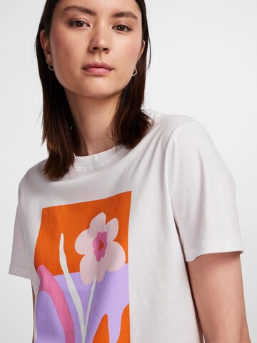 PIECES T-shirt 'Molly' i vit