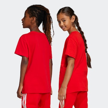 ADIDAS ORIGINALS - Camisola 'Trefoil' em vermelho