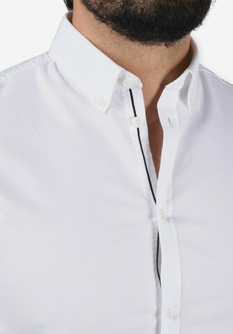 !Solid Regular fit Button Up Shirt 'Alli' in White