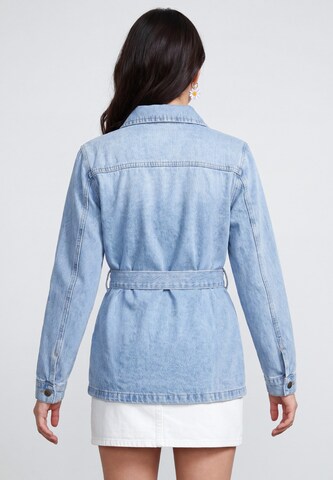MYMO Between-Season Jacket in Blue