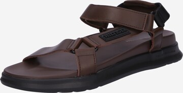 Sandales TOMMY HILFIGER en marron : devant