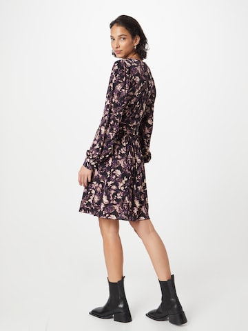 Robe 'ILAI' b.young en violet