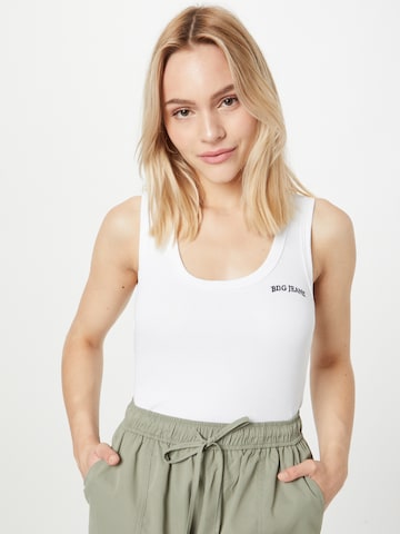 BDG Urban Outfitters Топ в бяло: отпред