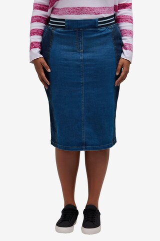 Ulla Popken Skirt in Blue: front