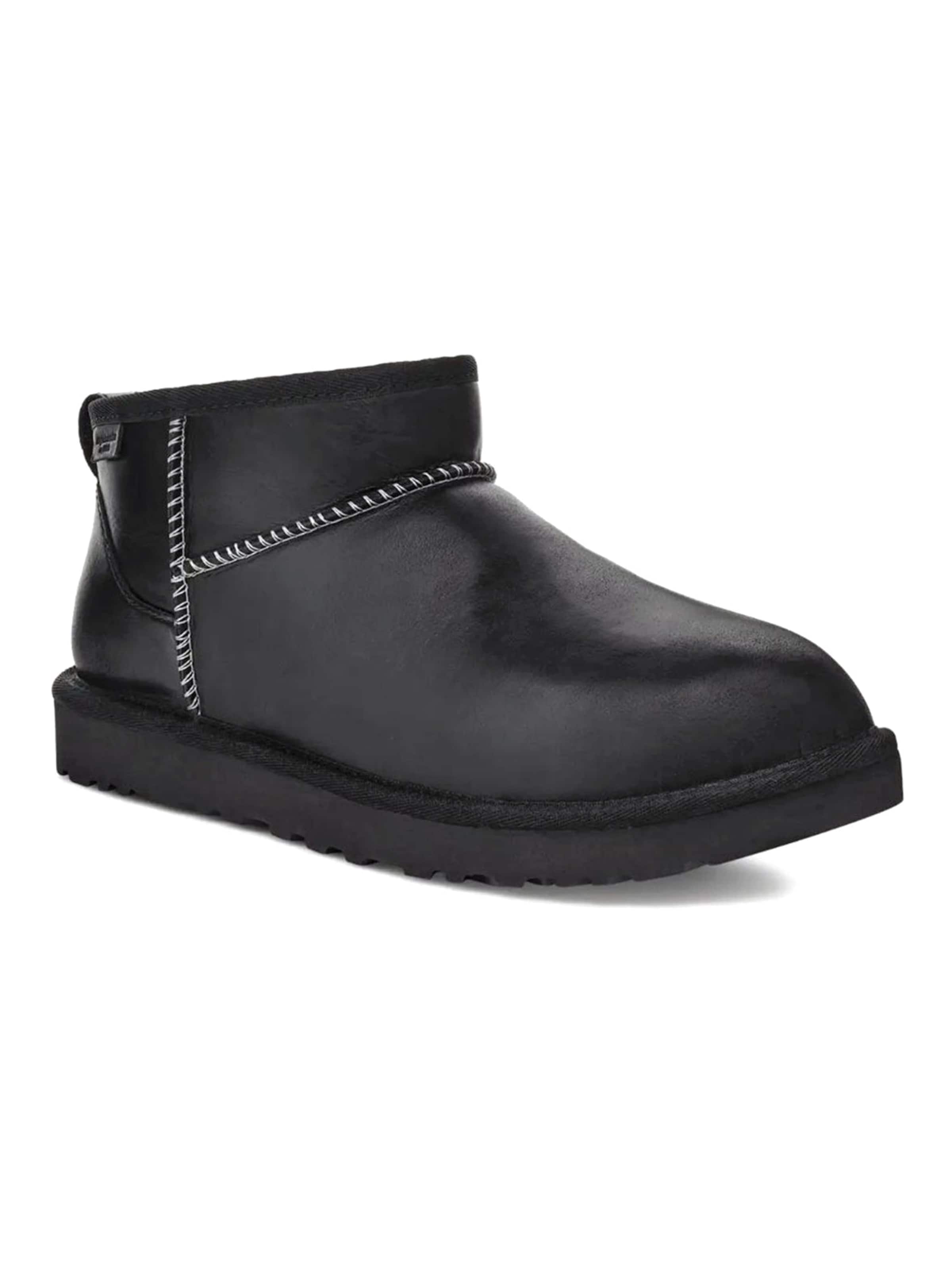 UGG Snørestøvler '® M CLASSIC ULTRA MINI LTHR REGENERATE BLACK' i sort