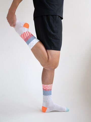 INCYLENCE Athletic Socks 'WILDNESS' in Red