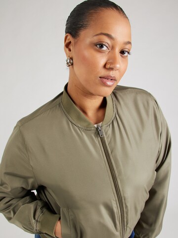 ONLY Carmakoma - Chaqueta de entretiempo 'CARAlma' en verde