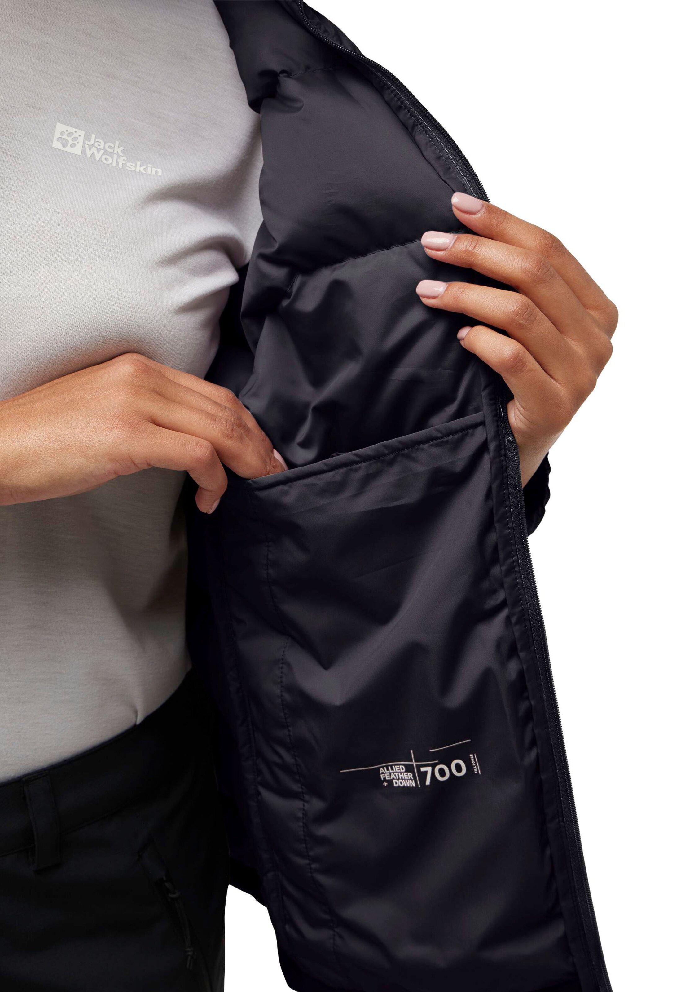 JACK WOLFSKIN Outdoor Jacket in Black