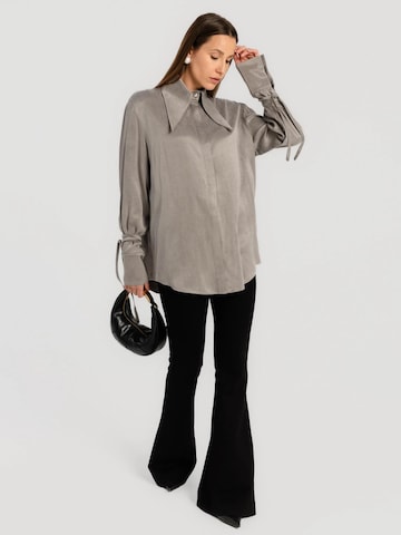 mandragora Blouse 'Vena' in Grijs