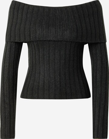 Abercrombie & Fitch Sweater in Black: front