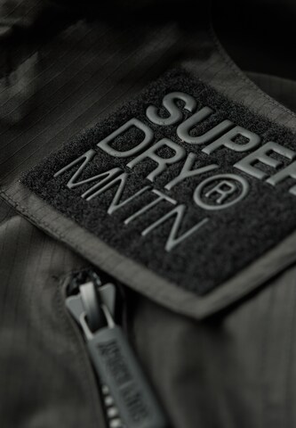 Veste mi-saison Superdry en noir