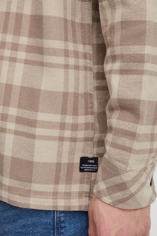 Coupe regular Veste mi-saison 'Zachary ' !Solid en beige