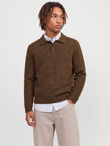 JACK & JONES - Jersey en marrón: frente