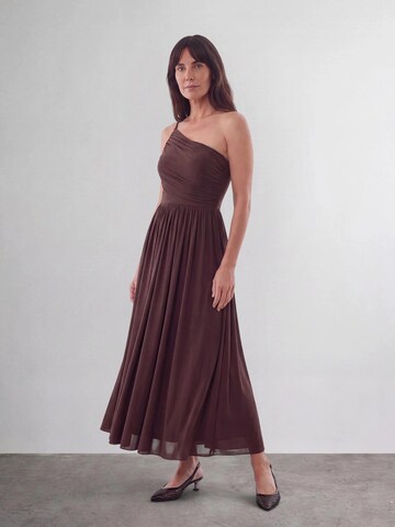 Guido Maria Kretschmer - Vestido 'Arika' en marrón