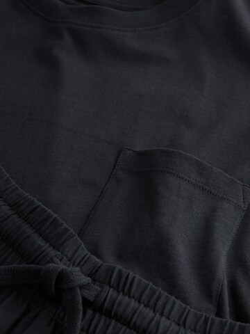 Next Pyjama in Schwarz