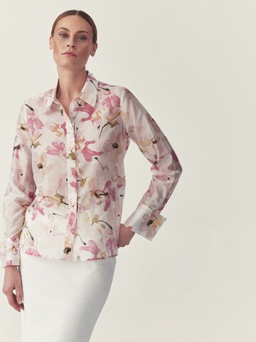 TATUUM - Camisa em branco: frente